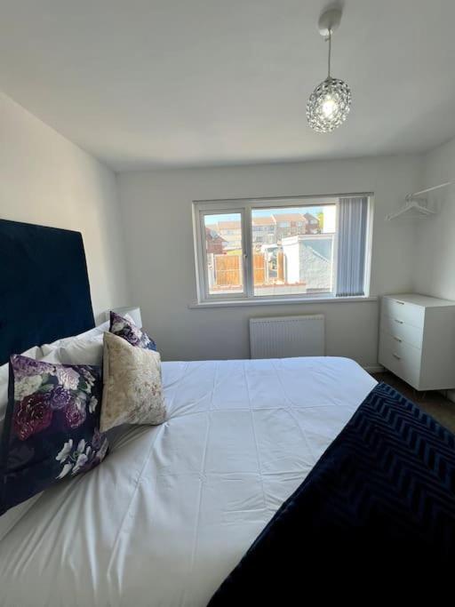 מרת'יר טידפיל Welsh Getaway Home No 2 - 10 Mins To Bike Park Wales מראה חיצוני תמונה